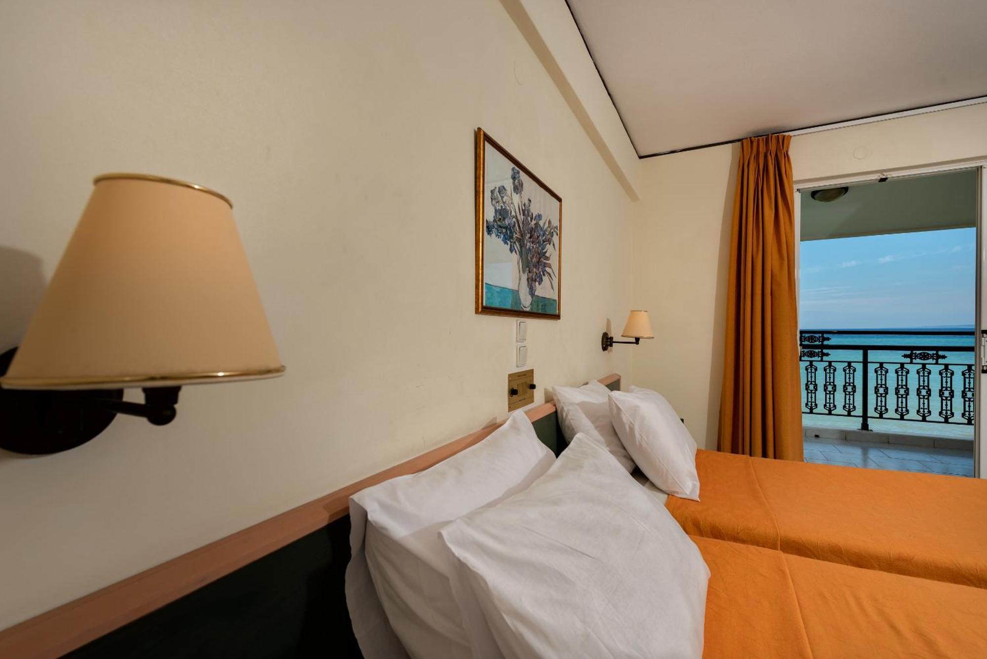 Porto Iliessa Hotel Argassi Eksteriør billede